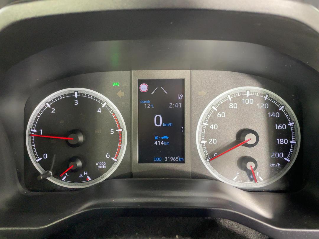 Photo '21' of Toyota Hiace