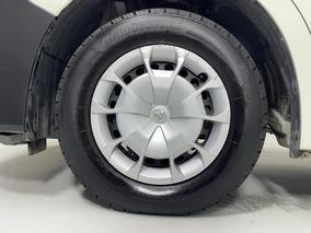 Photo '10' of Toyota Hiace