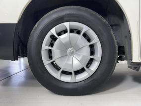 Photo '12' of Toyota Hiace
