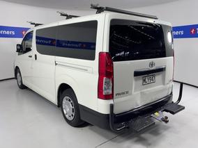 Photo '5' of Toyota Hiace