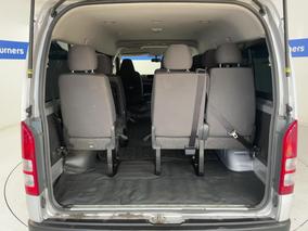 Photo '14' of Toyota Hiace