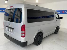 Photo '7' of Toyota Hiace