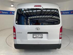 Photo '6' of Toyota Hiace