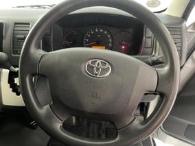 Photo '25' of Toyota Hiace