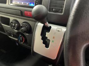 Photo '30' of Toyota Hiace