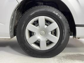 Photo '9' of Toyota Hiace