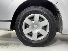 Photo '10' of Toyota Hiace