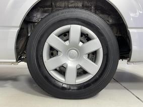 Photo '11' of Toyota Hiace