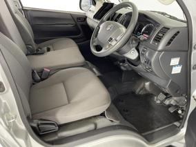 Photo '16' of Toyota Hiace
