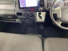 Photo '18' of Toyota Hiace