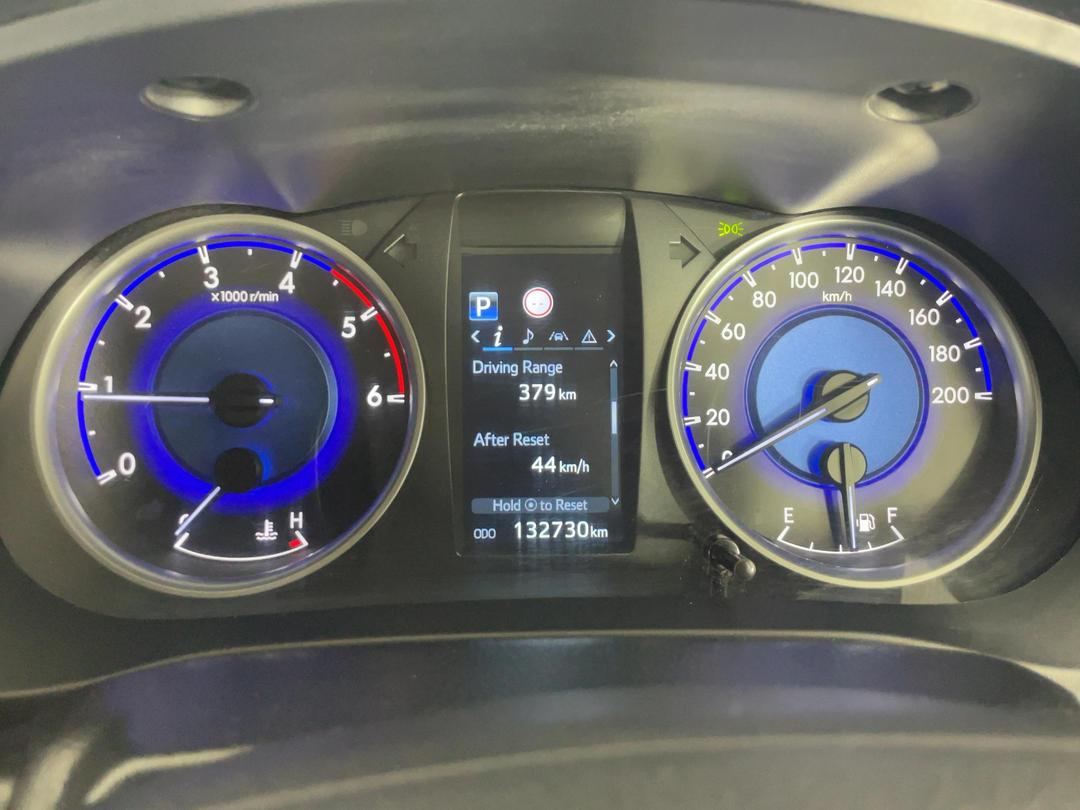 Photo '21' of Toyota Hilux