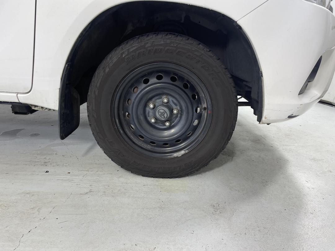 Photo '9' of Toyota Hilux