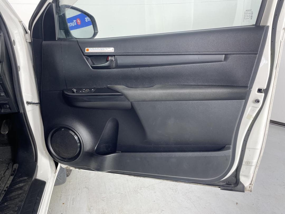 Photo '15' of Toyota Hilux