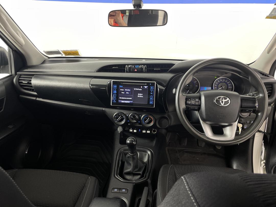 Photo '17' of Toyota Hilux