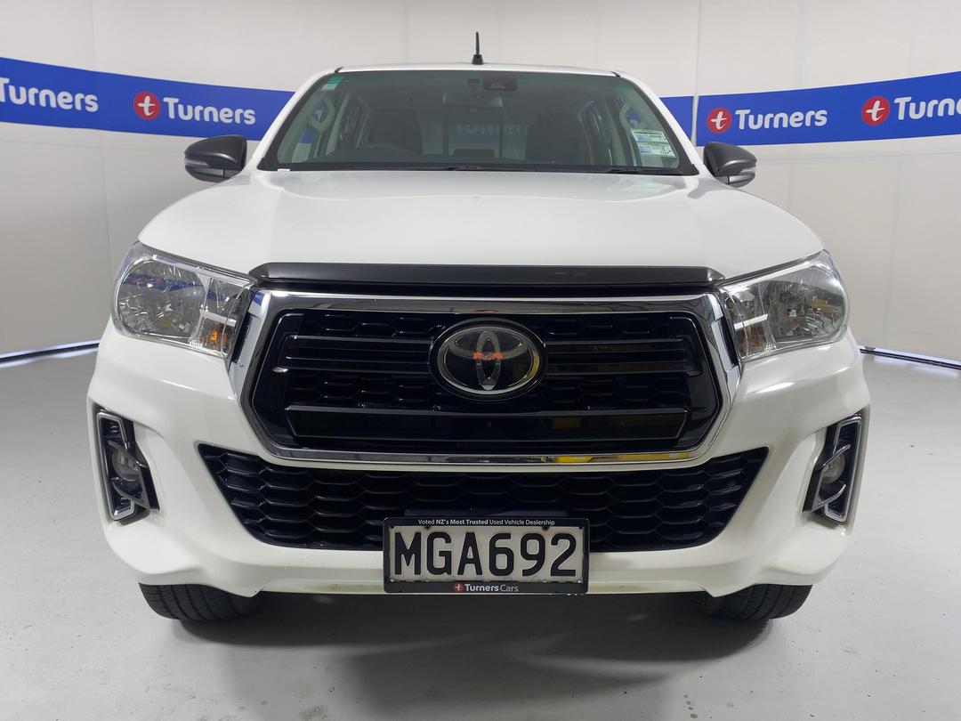 Photo '2' of Toyota Hilux