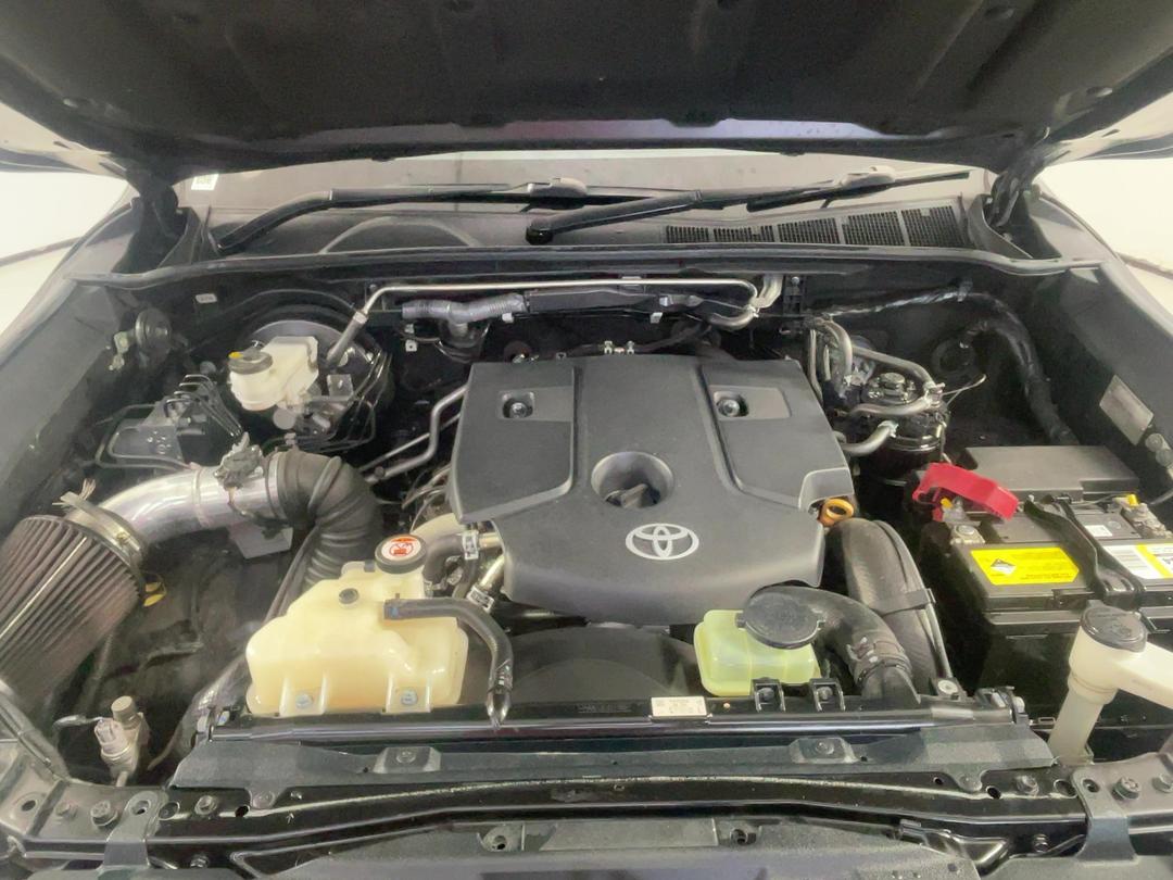 Photo '13' of Toyota Hilux