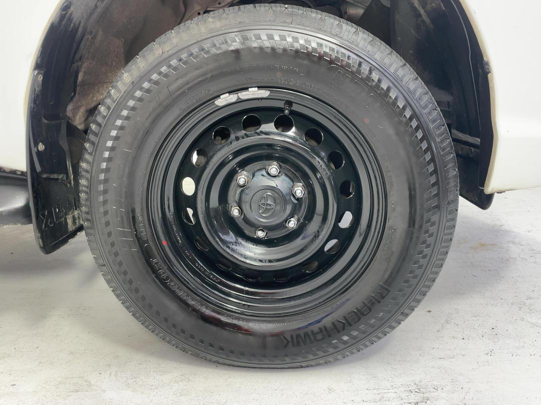 Photo '9' of Toyota Hilux