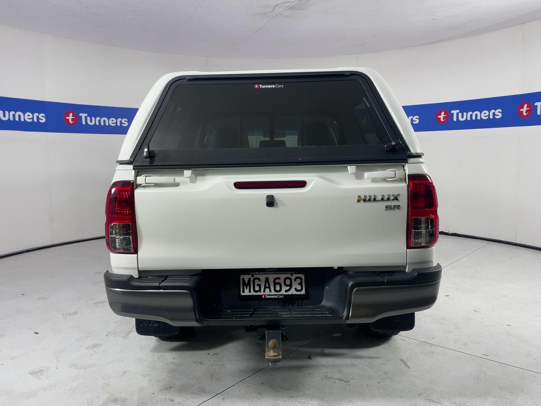 Photo '6' of Toyota Hilux