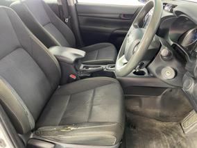 Photo '16' of Toyota Hilux