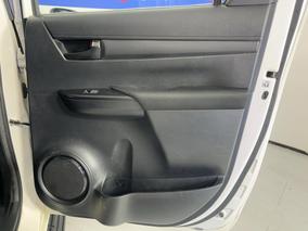 Photo '19' of Toyota Hilux