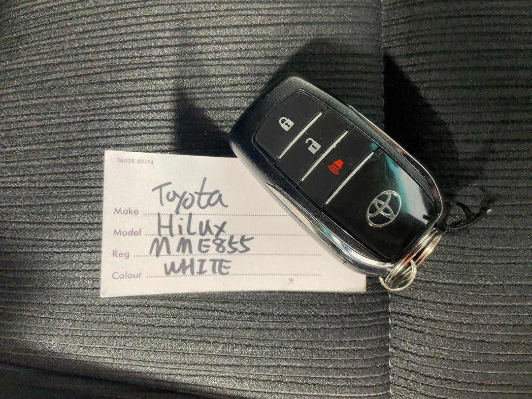 Photo '22' of Toyota Hilux