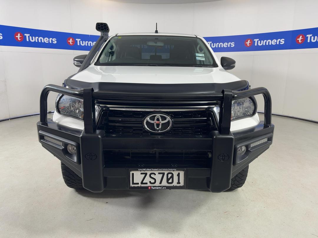 Photo '2' of Toyota Hilux