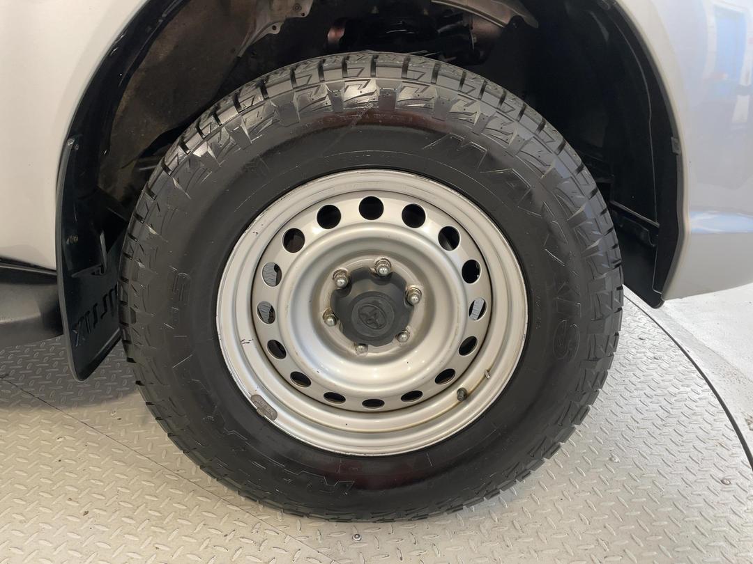 Photo '9' of Toyota Hilux