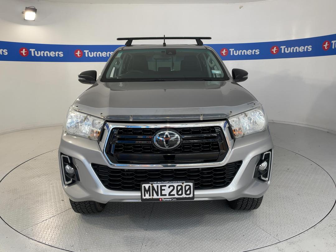 Photo '2' of Toyota Hilux