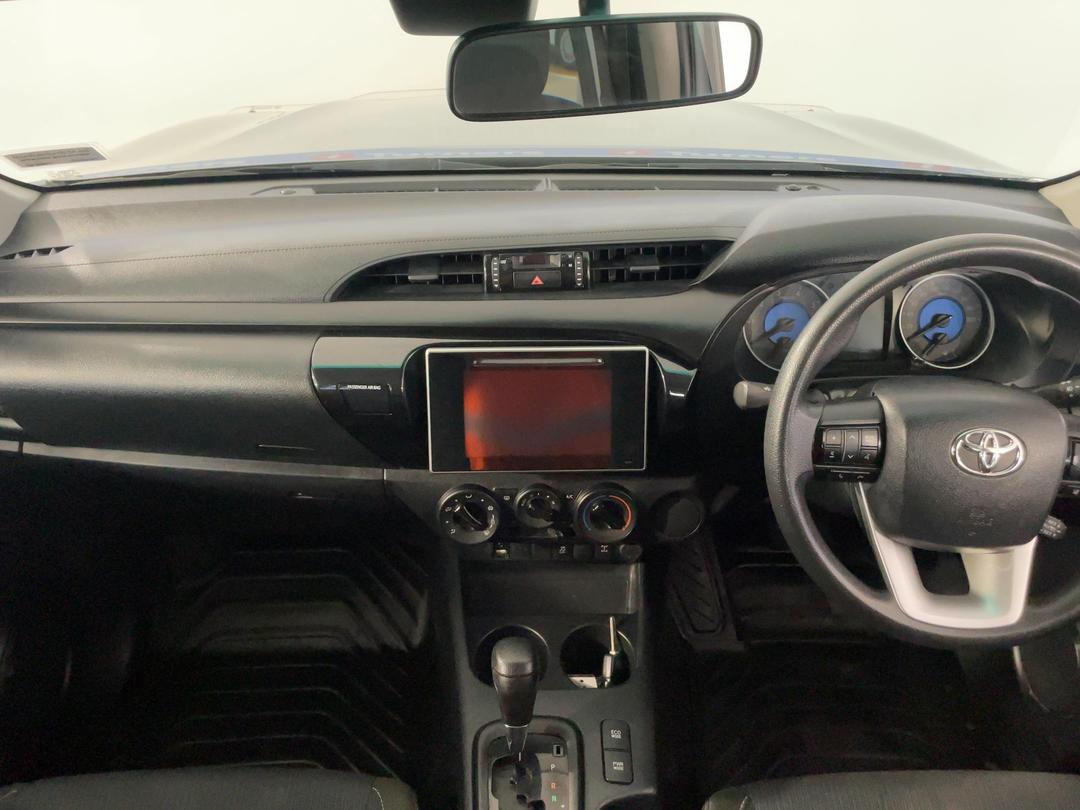 Photo '17' of Toyota Hilux