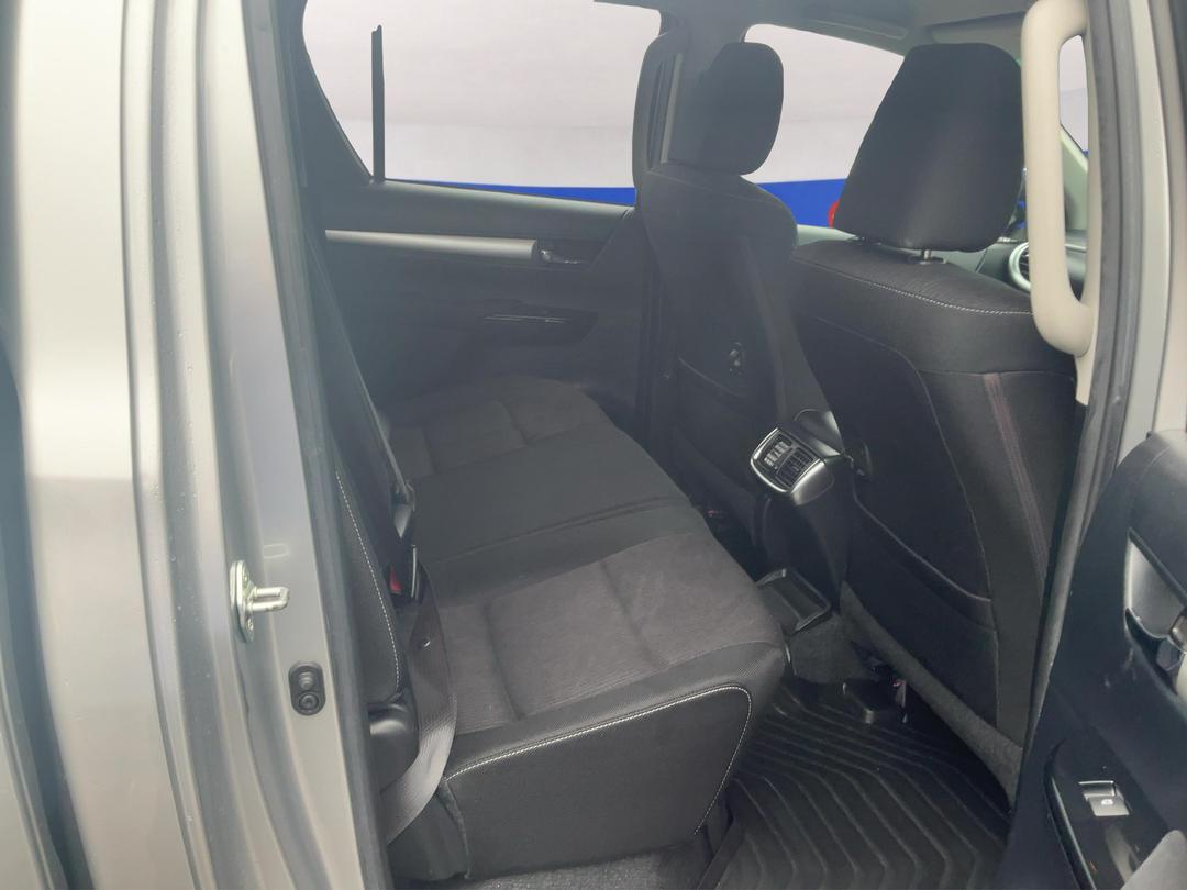 Photo '20' of Toyota Hilux
