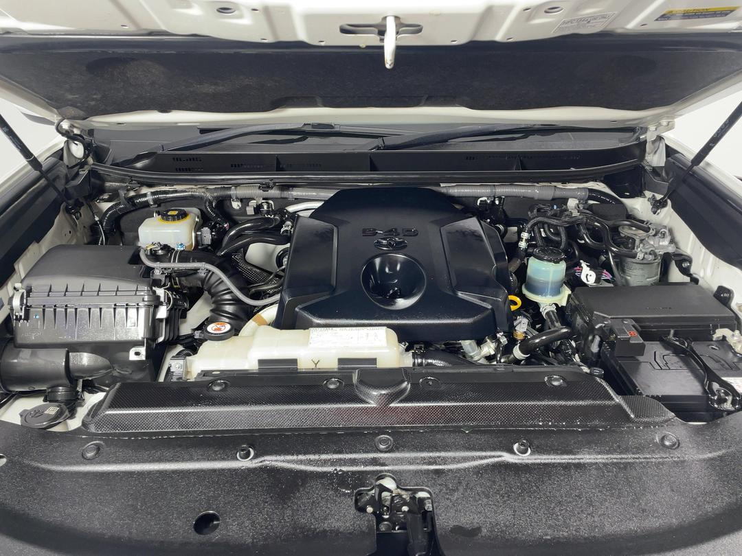 Photo '13' of Toyota Landcruiser Prado