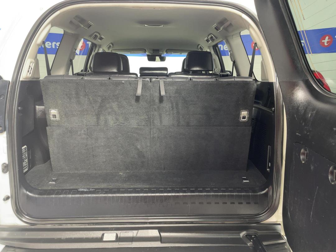 Photo '14' of Toyota Landcruiser Prado