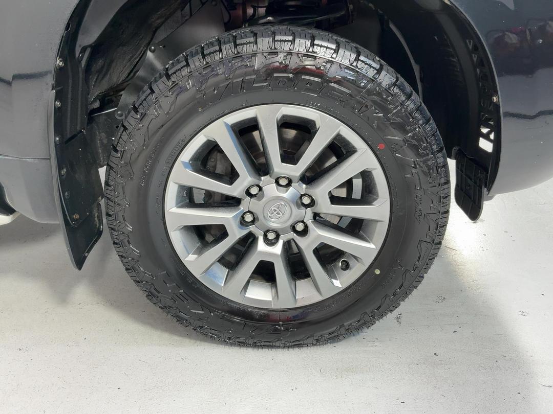 Photo '9' of Toyota Landcruiser Prado