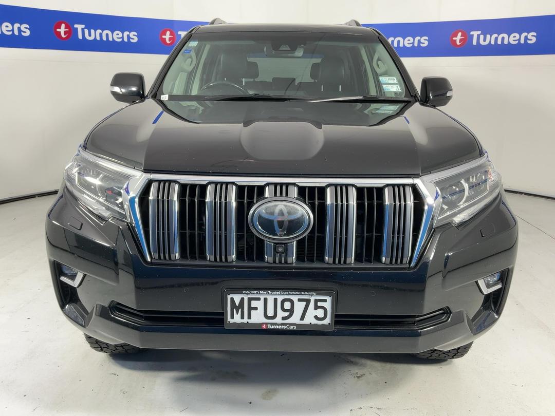 Photo '2' of Toyota Landcruiser Prado