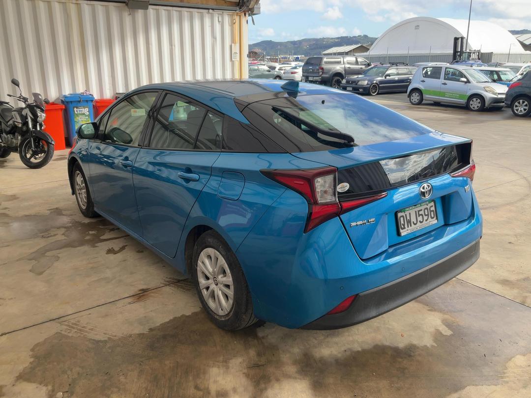 Photo '4' of Toyota Prius Hybrid