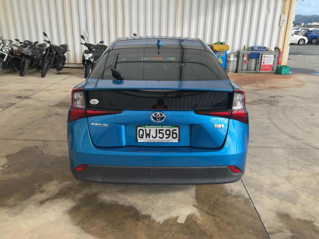 Photo '5' of Toyota Prius Hybrid