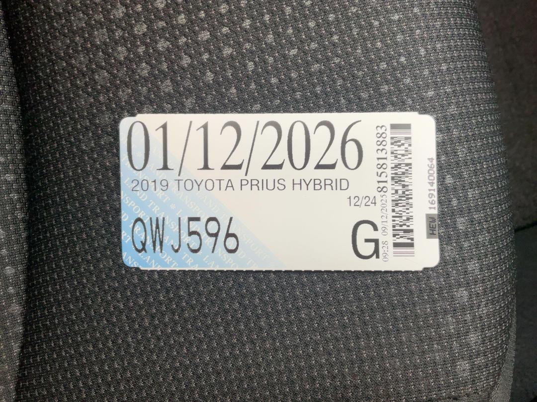 Photo '12' of Toyota Prius Hybrid
