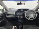 Thumbnail '17' of Toyota Prius C