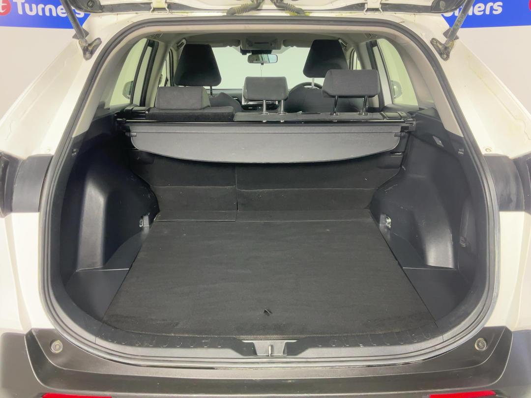 Photo '14' of Toyota Rav4