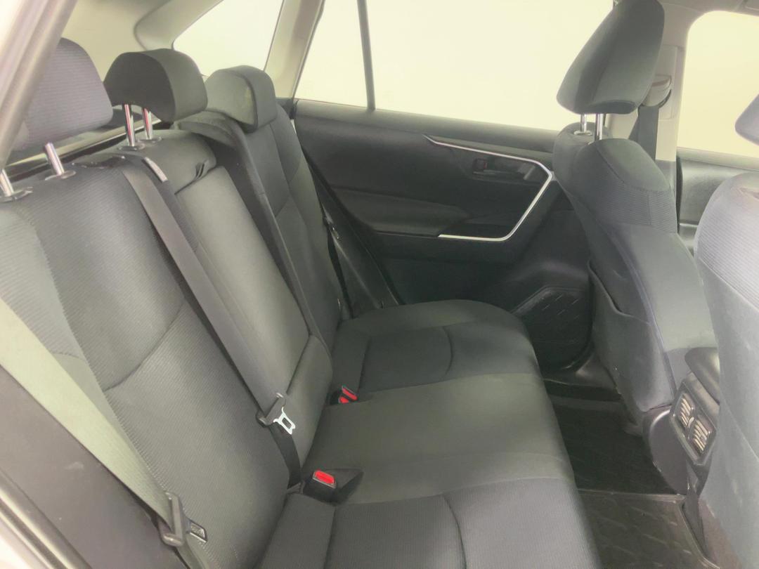 Photo '20' of Toyota Rav4