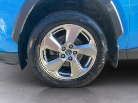 Photo '10' of Toyota Rav4