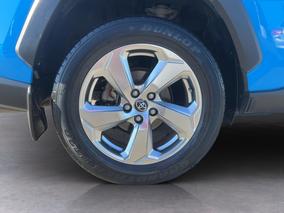 Photo '12' of Toyota Rav4
