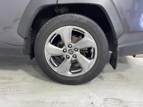 Photo '11' of Toyota Rav4