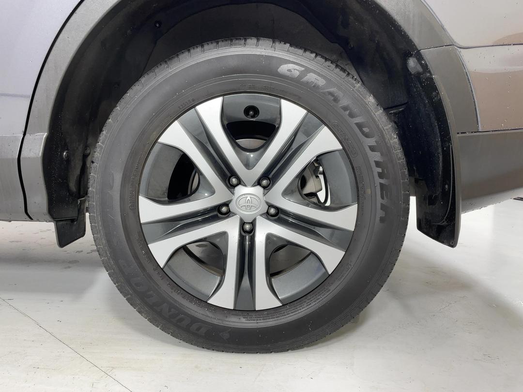 Photo '11' of Toyota Rav4