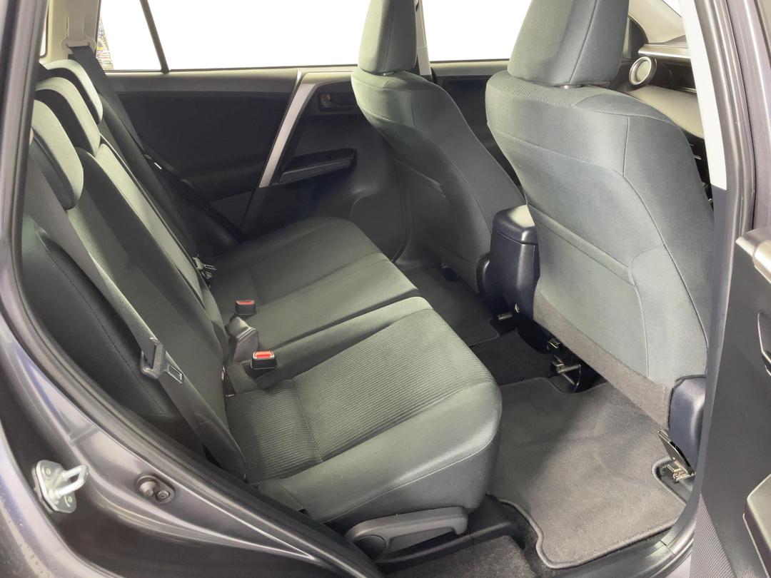 Photo '20' of Toyota Rav4