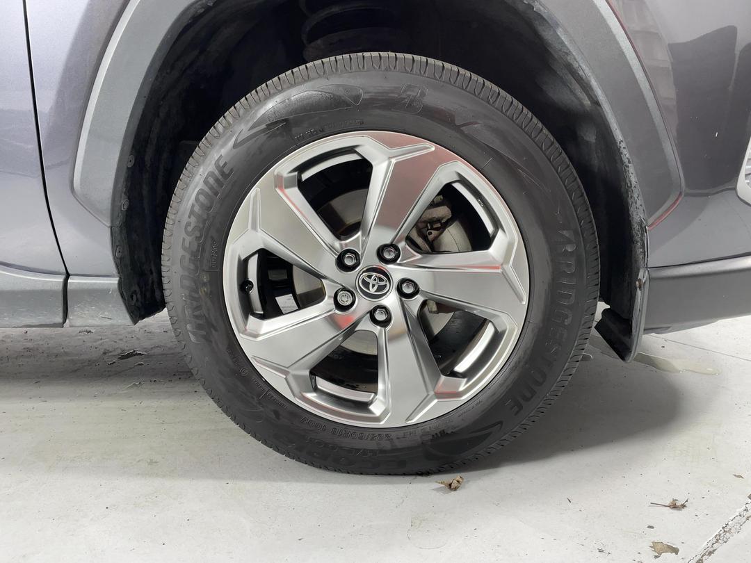 Photo '9' of Toyota Rav4