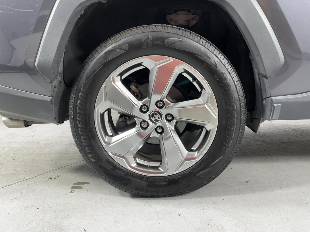 Photo '12' of Toyota Rav4