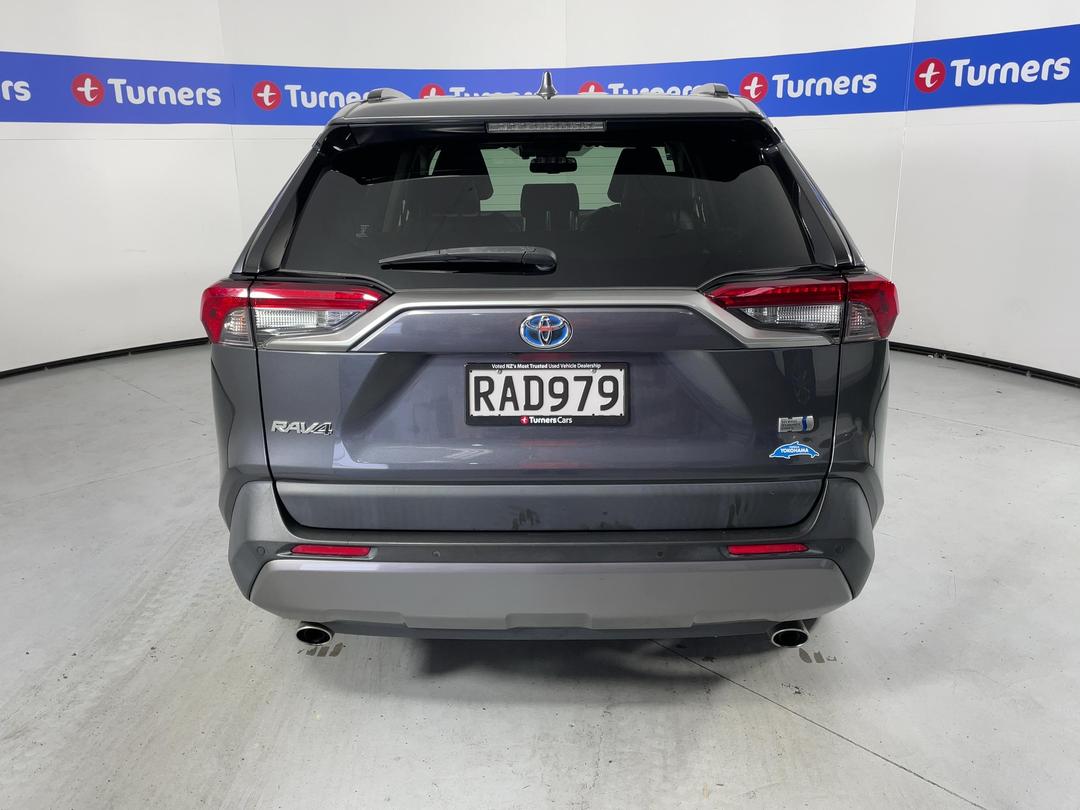 Photo '6' of Toyota Rav4