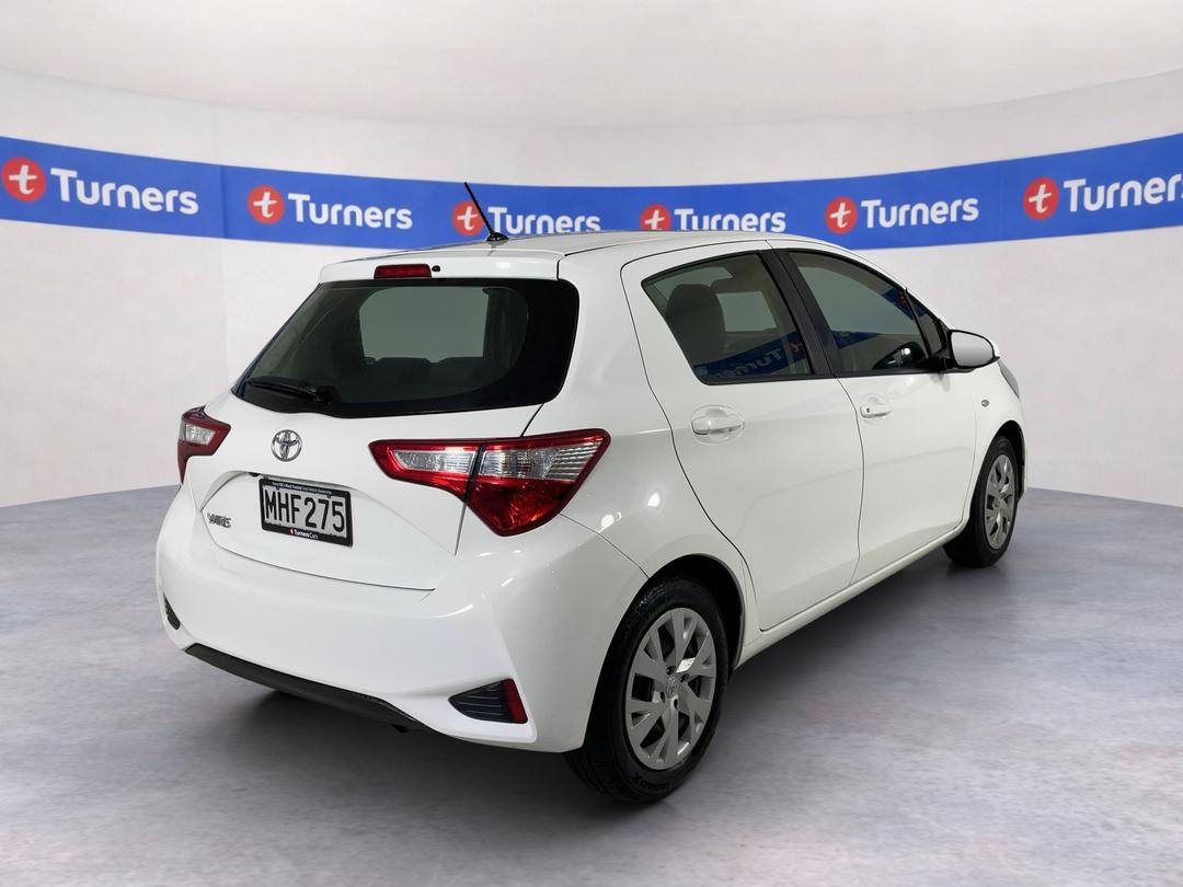 Photo '7' of Toyota Yaris