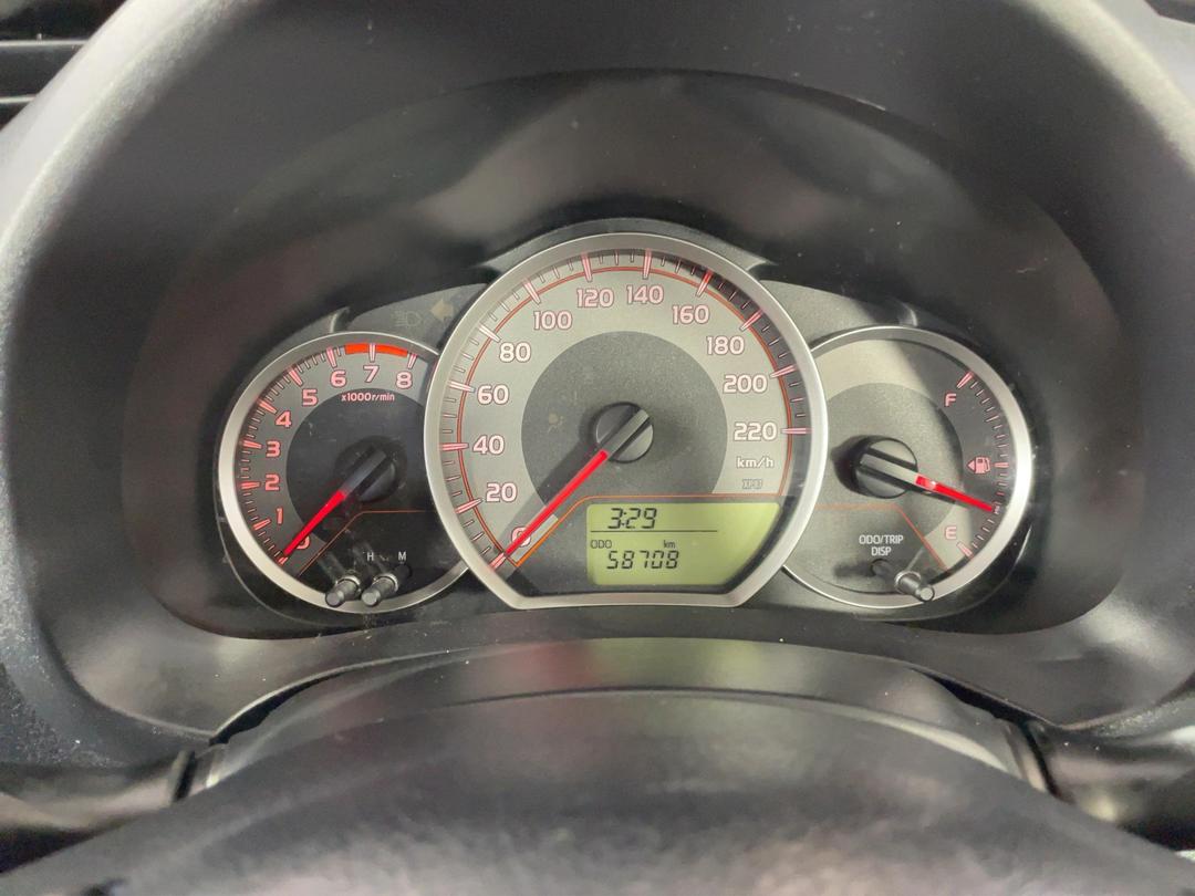 Photo '21' of Toyota Yaris